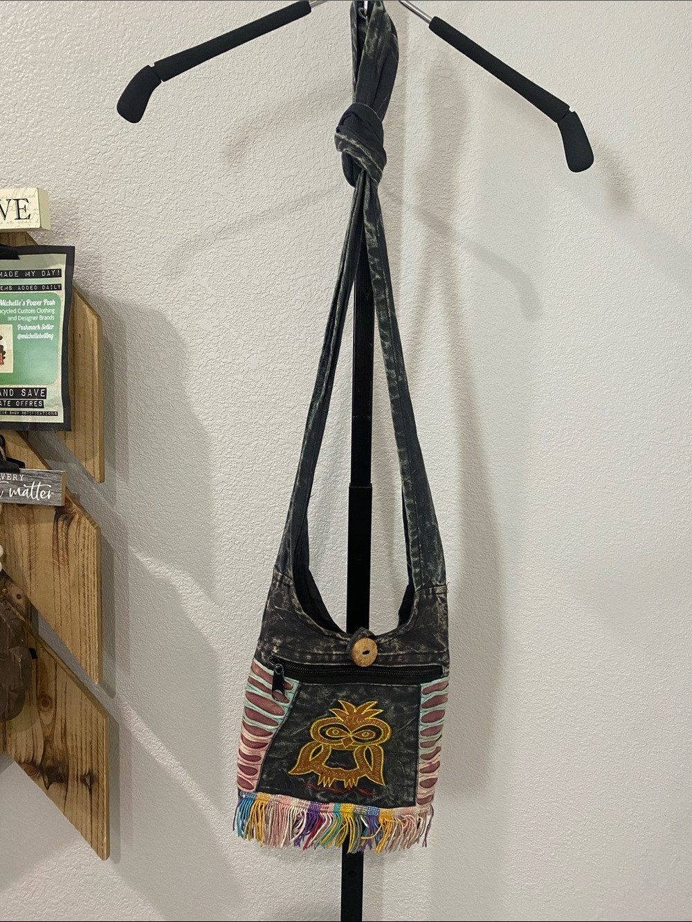 Boho Owl Fringe Shoulder Bag in Black with Multicolor Accents 8x8 brand new - Picture 2 of 3